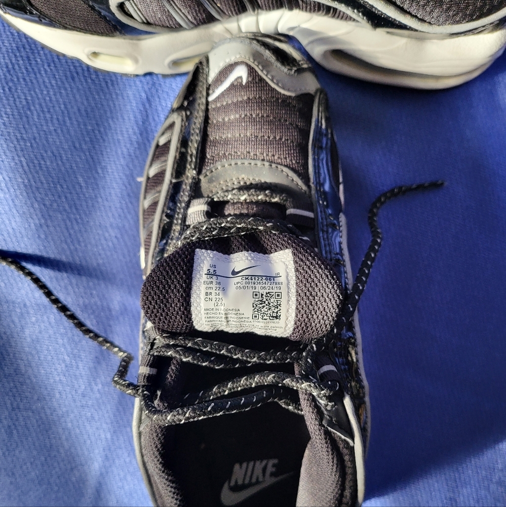 Nike Air max tailwind black,white reflective sneakers. - Picture 4 of 8